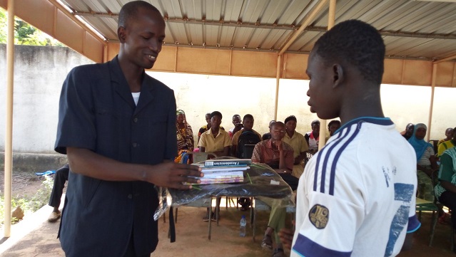 Commune de Sidéradougou (Comoé) : Des kits scolaires pour les élèves démunis
